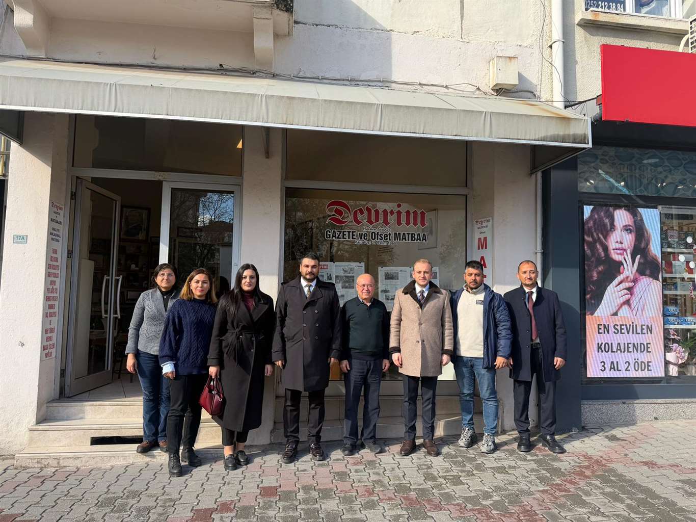    MHP İl Başkanı Demirel ve ekibi, Devrim Gazetesi'ni ziyaret etti haberi